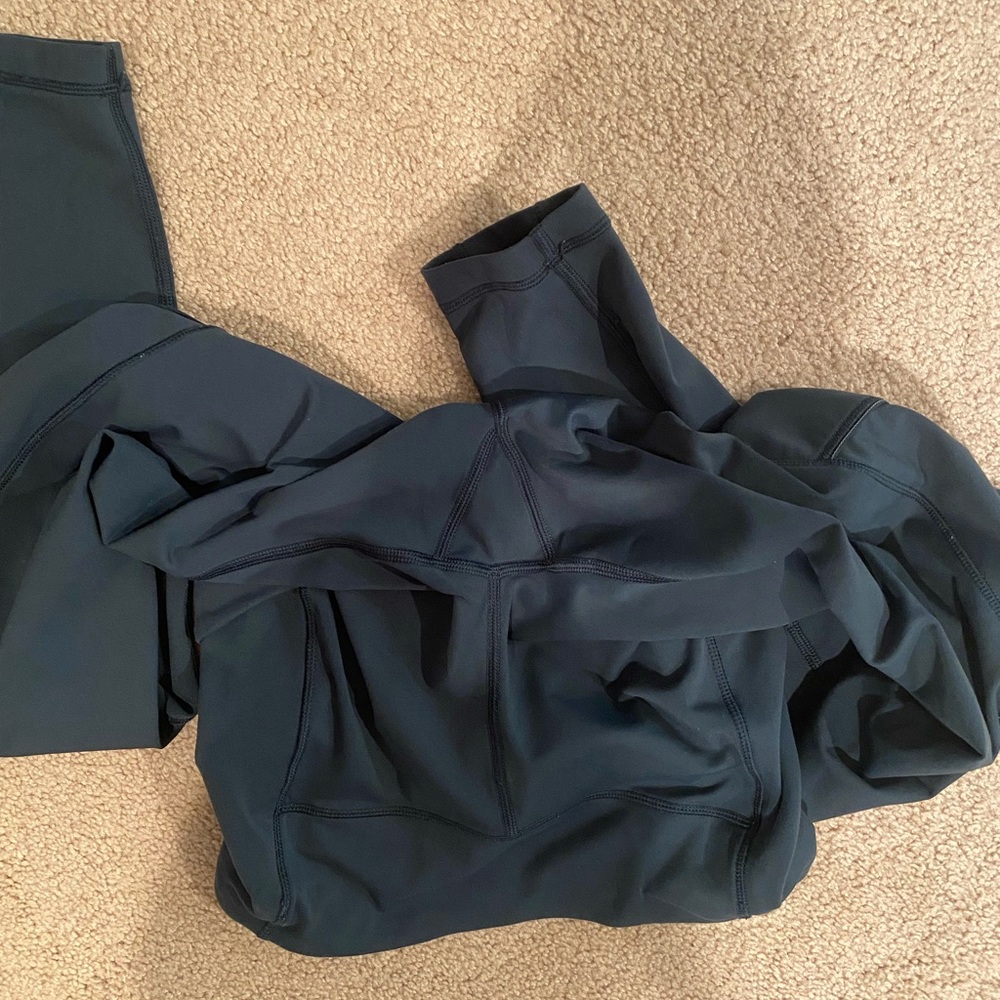 Lululemon Speed Up Tight Warp Tech Legging - Picture 5 of 15